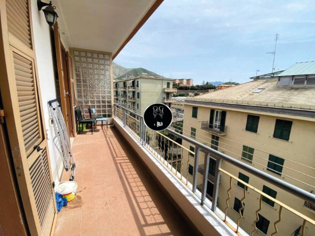 appartamento in vendita a Genova in zona Sestri Ponente