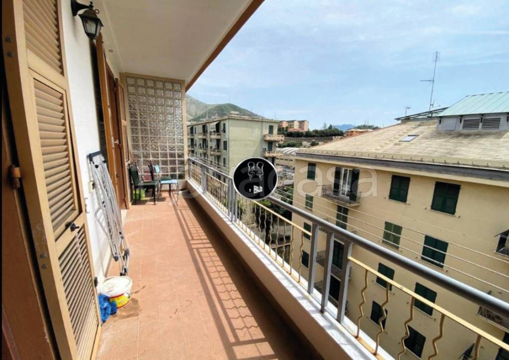 appartamento in vendita a Genova in zona Sestri Ponente