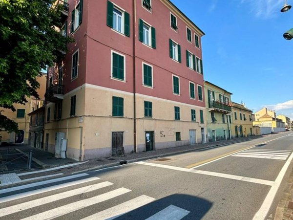 appartamento in vendita a Genova in zona Palmaro / Pra'