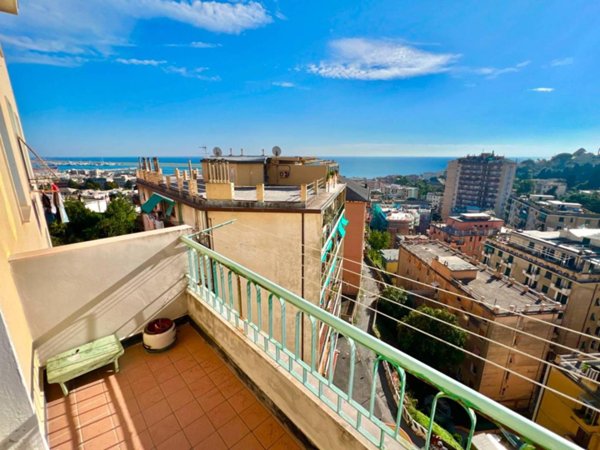 appartamento in vendita a Genova in zona Pegli