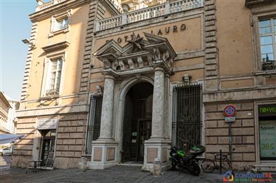 negozio in affitto a Genova
