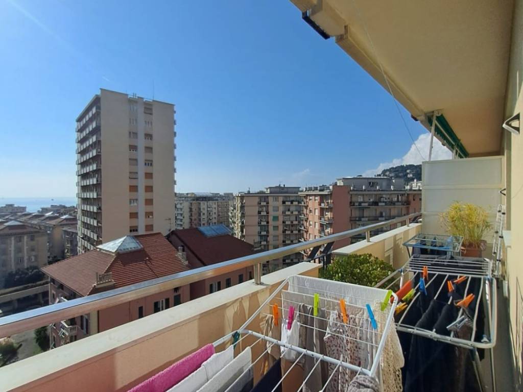 appartamento in vendita a Genova in zona Pegli