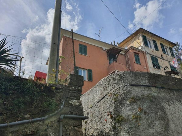 appartamento in vendita a Genova in zona Struppa
