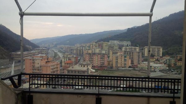 appartamento in vendita a Genova in zona Molassana