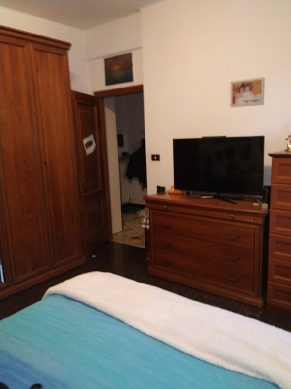 appartamento in vendita a Genova in zona Rivarolo