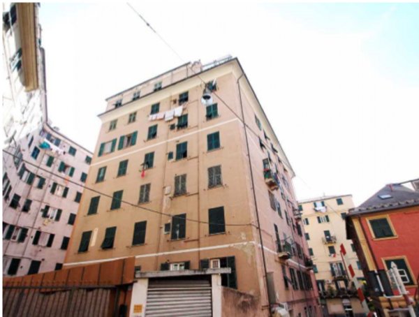 appartamento in vendita a Genova in zona Sampierdarena