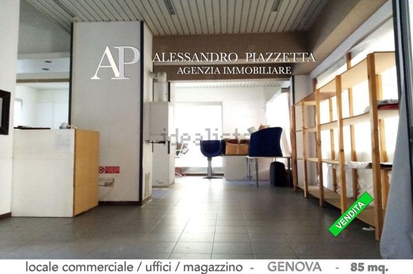 locale commerciale in vendita a Genova