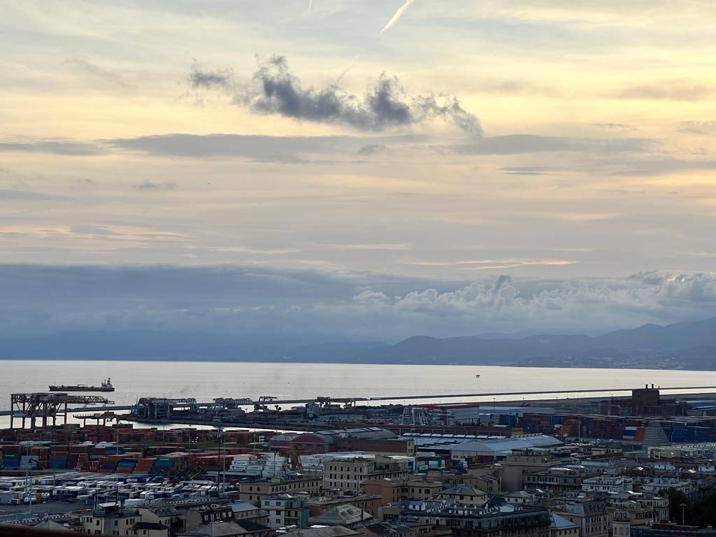 appartamento in vendita a Genova in zona Sampierdarena