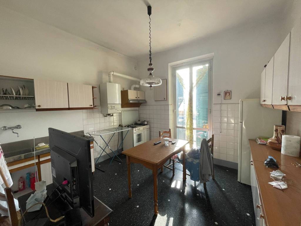 appartamento in vendita a Genova in zona Pontedecimo