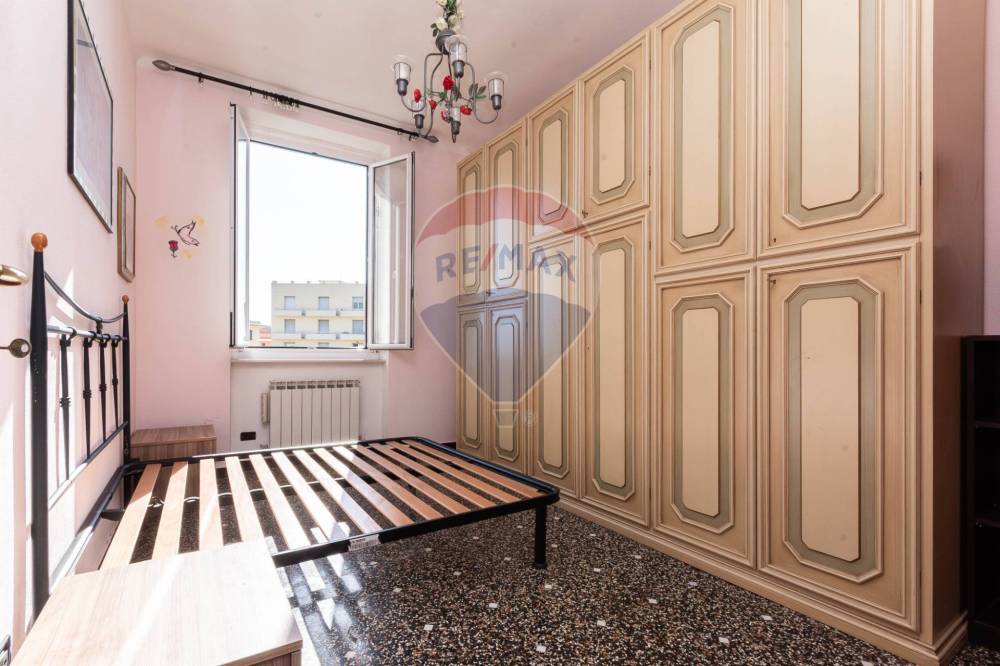 appartamento in vendita a Genova in zona Palmaro / Pra'