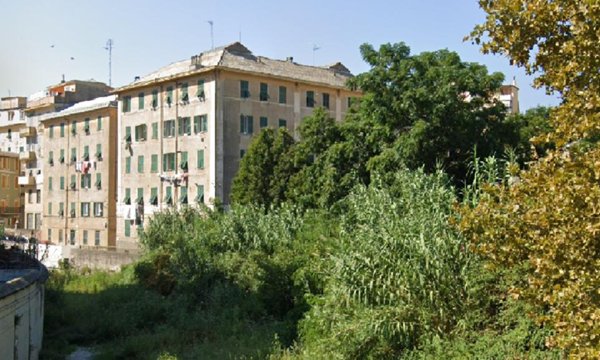 appartamento in vendita a Genova in zona Palmaro / Pra'