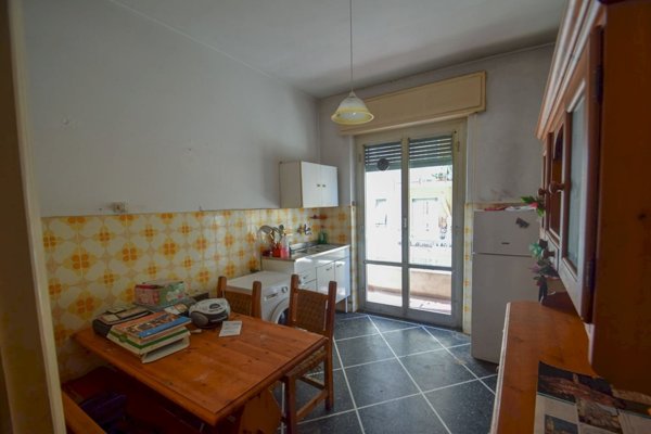 appartamento in vendita a Genova in zona Palmaro / Pra'