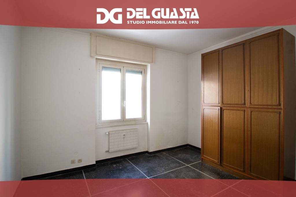 appartamento in vendita a Genova in zona Molassana