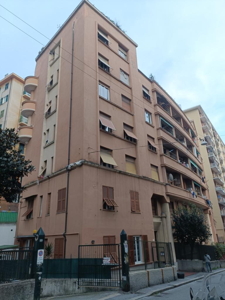 appartamento in vendita a Genova in zona Sampierdarena