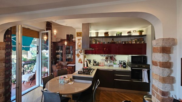 appartamento in vendita a Genova in zona Marassi