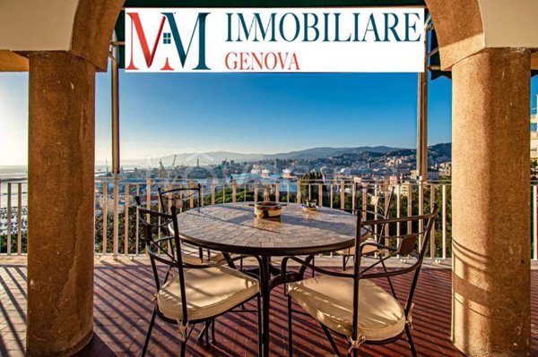 appartamento in vendita a Genova in zona Carignano