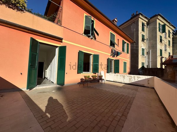 appartamento in vendita a Genova in zona Pontedecimo