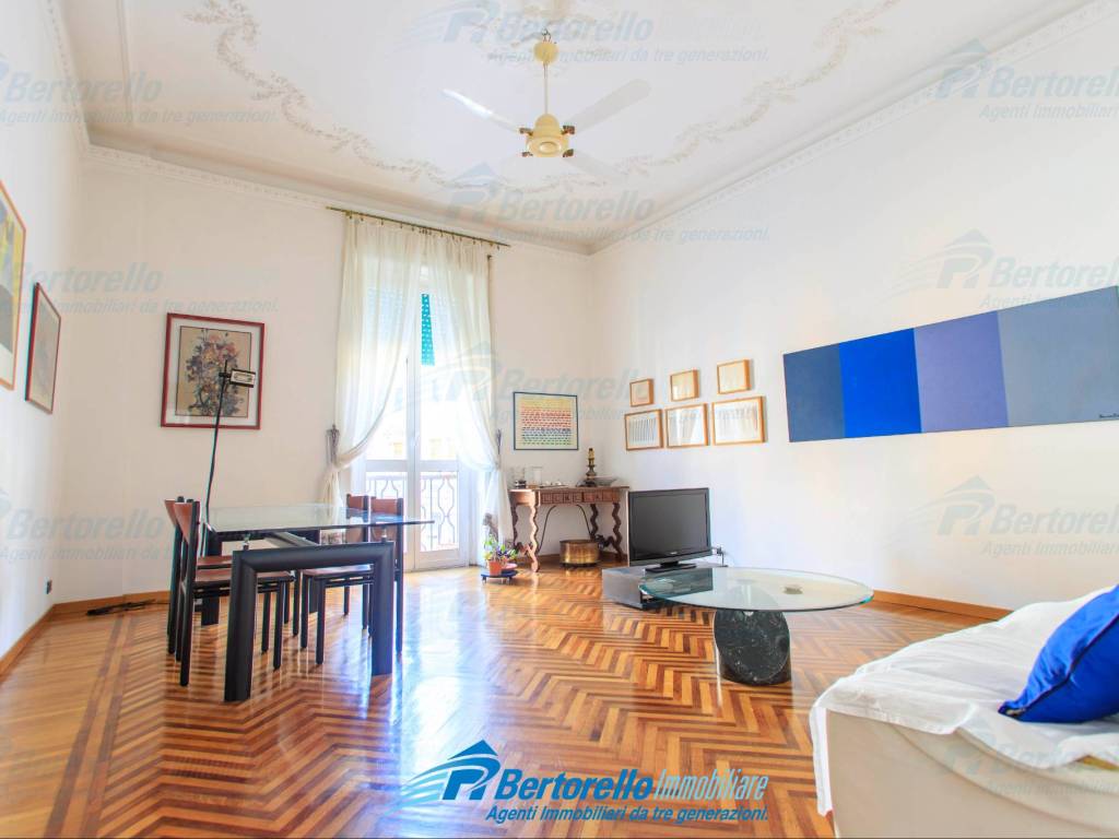 appartamento in vendita a Genova in zona Sampierdarena