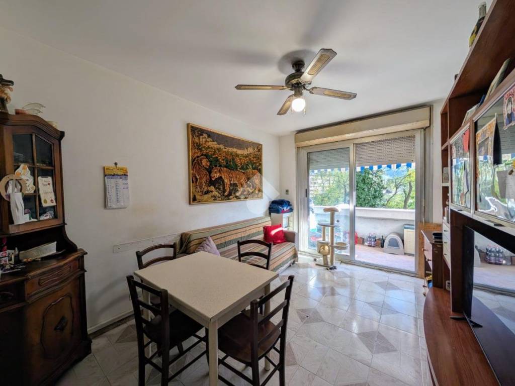 appartamento in vendita a Genova in zona Begato