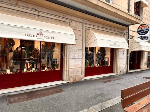 quadrivano in vendita a Genova