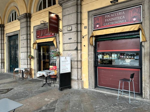 negozio in vendita a Genova in zona Sottoripa / Maddalena / Molo