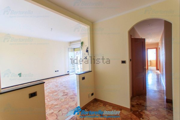 appartamento in vendita a Genova in zona Sampierdarena