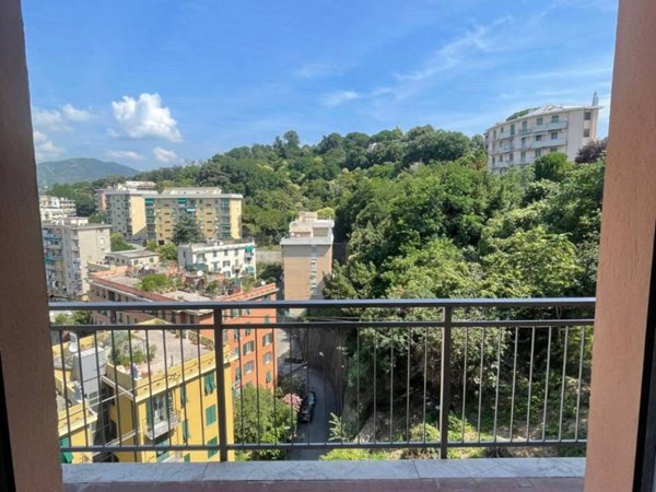 appartamento in vendita a Genova in zona Sampierdarena