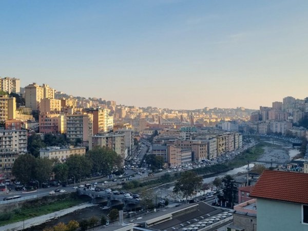 appartamento in vendita a Genova in zona Marassi