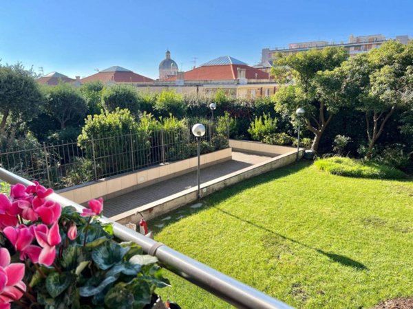 appartamento in vendita a Genova in zona Pegli
