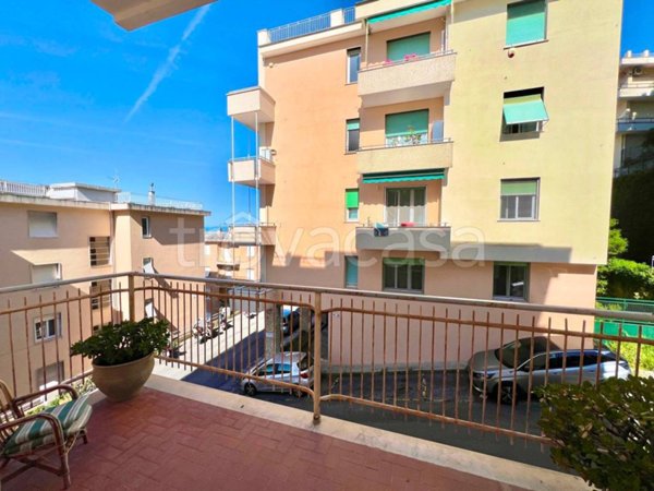 appartamento in vendita a Genova in zona Pegli
