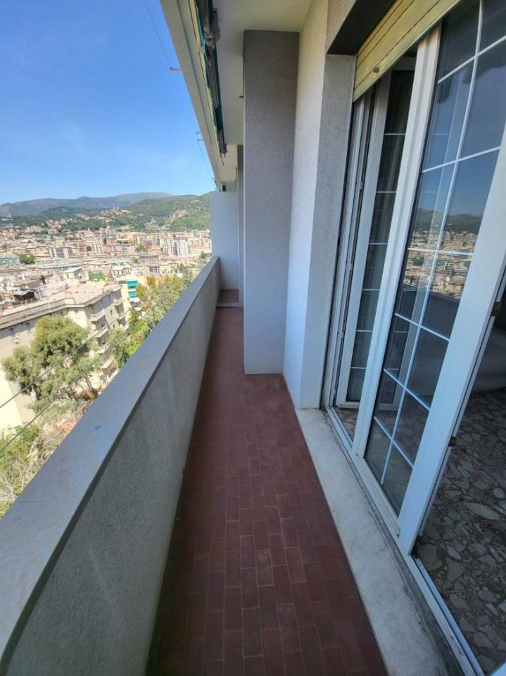 appartamento in vendita a Genova in zona Cornigliano