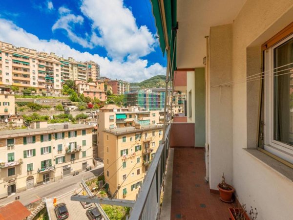 appartamento in vendita a Genova in zona Quezzi