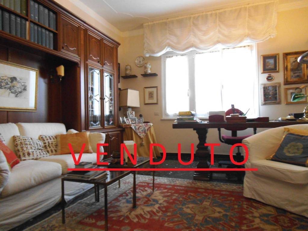 appartamento in vendita a Genova in zona Pegli