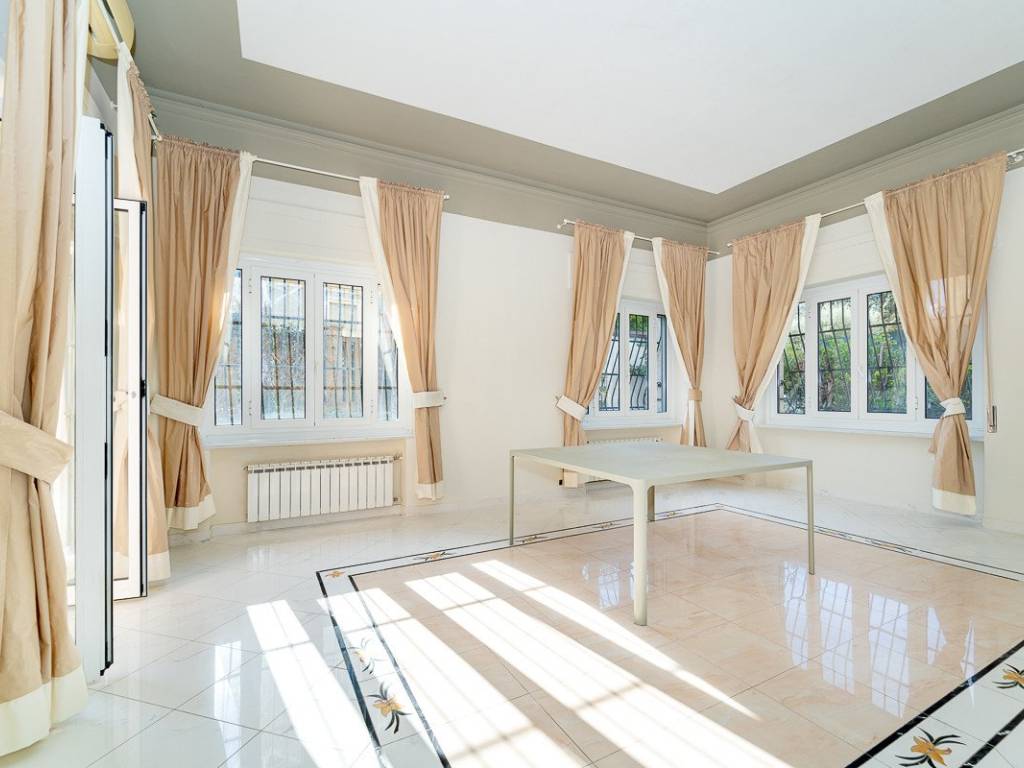 appartamento in vendita a Genova in zona Albaro