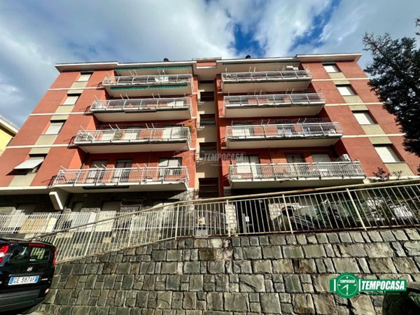 appartamento in vendita a Genova in zona Sestri Ponente