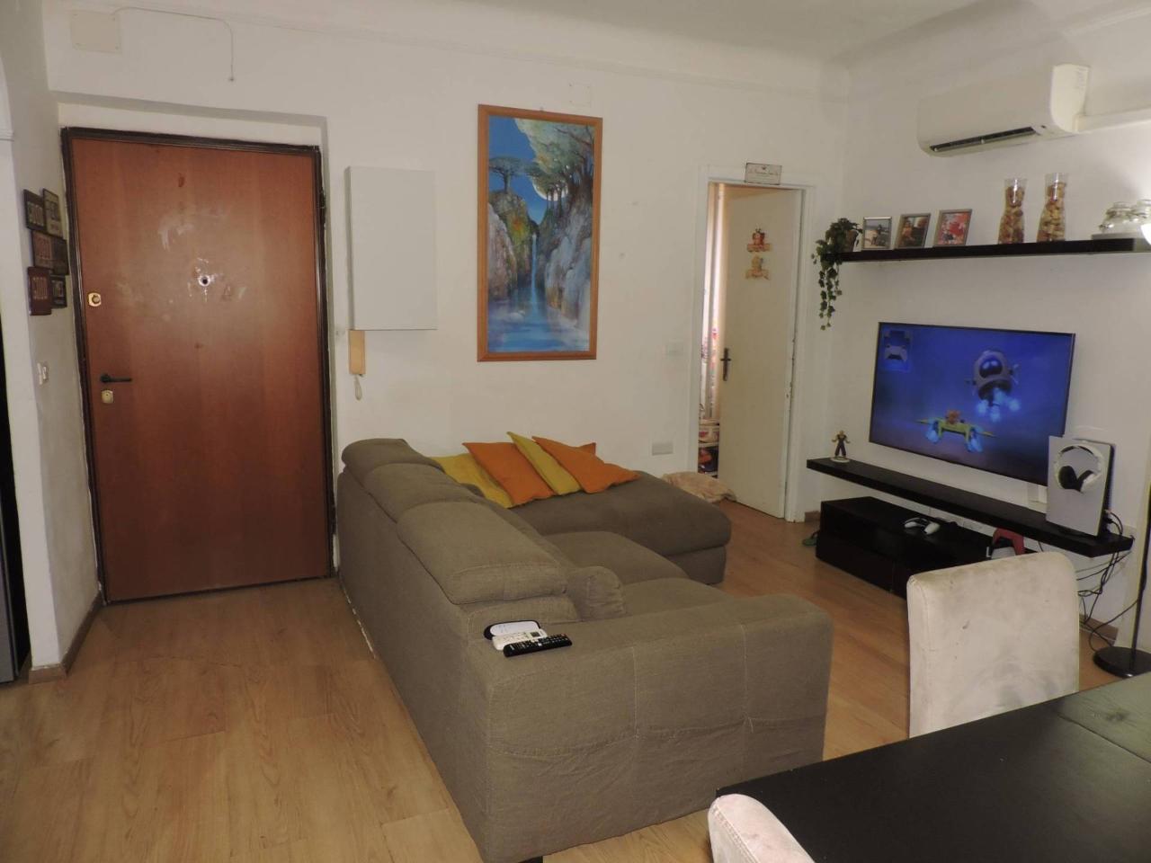 appartamento in vendita a Genova in zona Sampierdarena