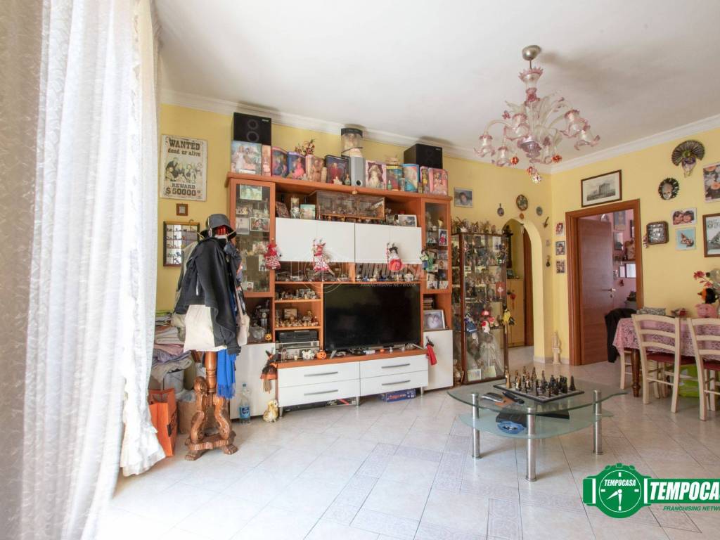 appartamento in vendita a Genova in zona Sampierdarena