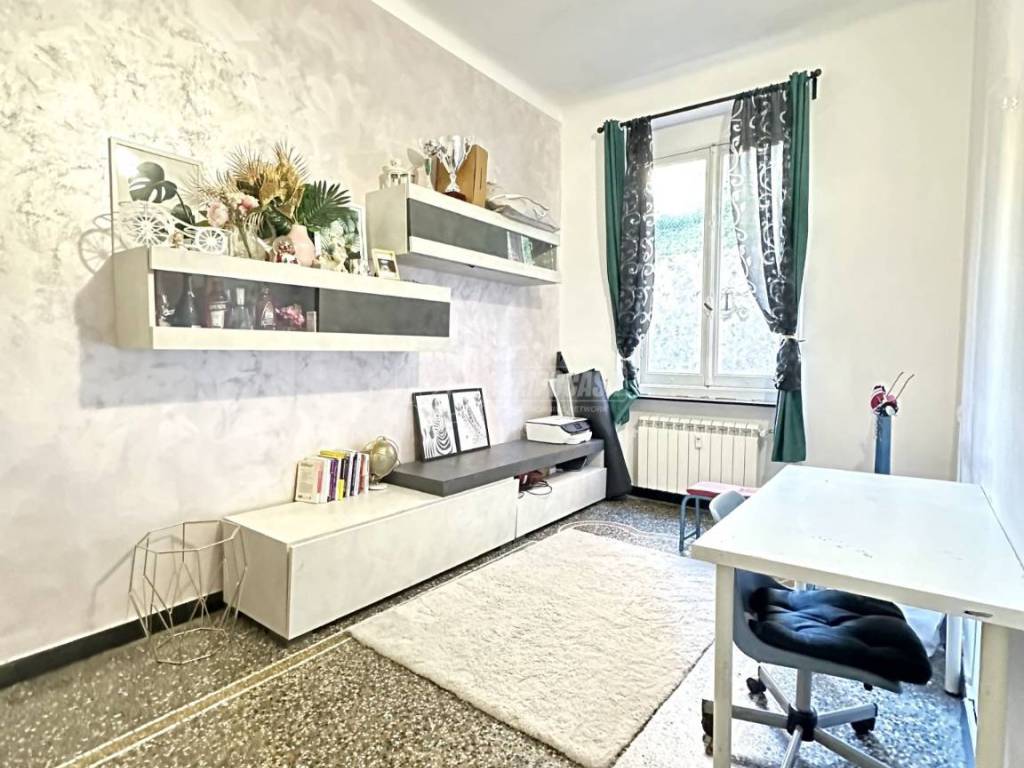 appartamento in vendita a Genova in zona Sampierdarena