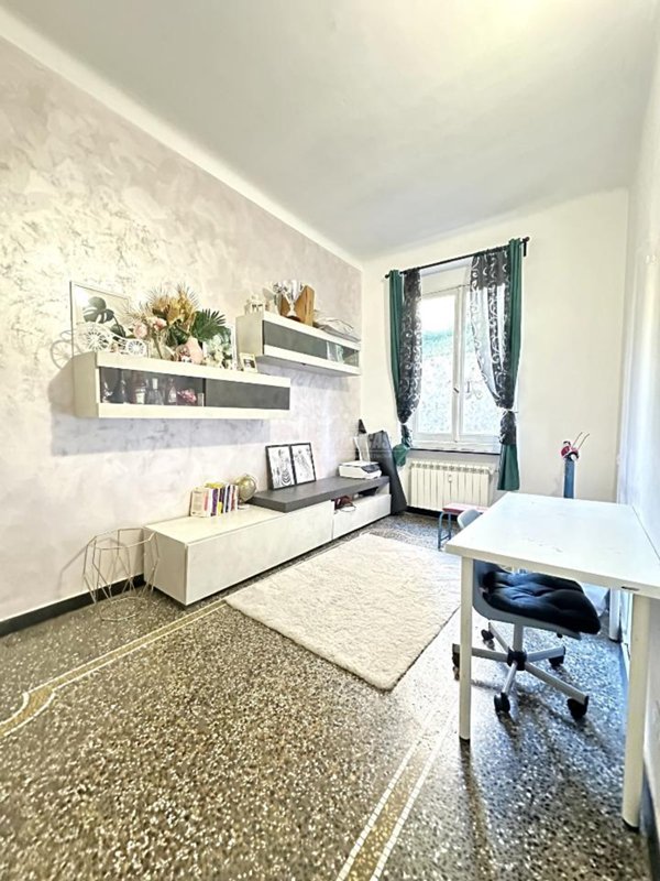 appartamento in vendita a Genova in zona Sampierdarena