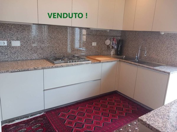 appartamento in vendita a Genova in zona Foce