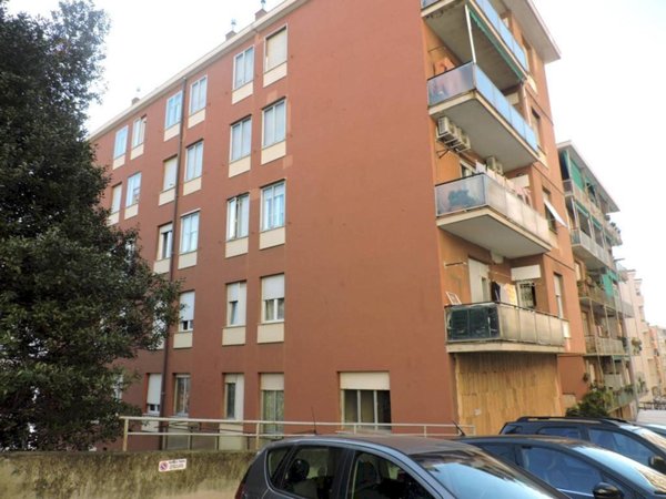 appartamento in vendita a Genova in zona Sampierdarena