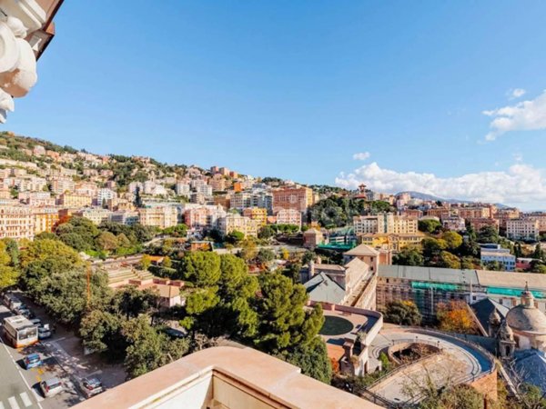 appartamento in vendita a Genova in zona Castelletto