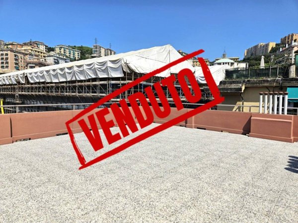 appartamento in vendita a Genova in zona DiNegro