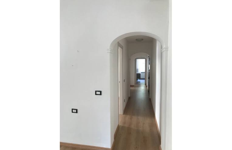 appartamento in vendita a Genova in zona Sampierdarena