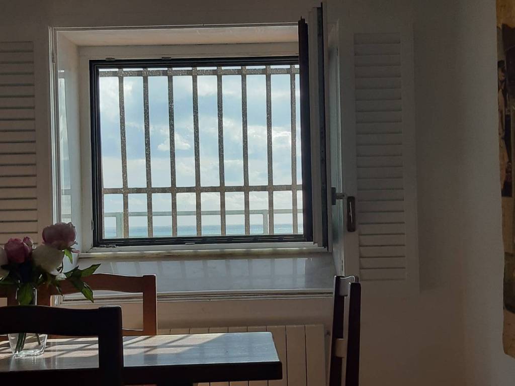 appartamento in vendita a Genova in zona Nervi
