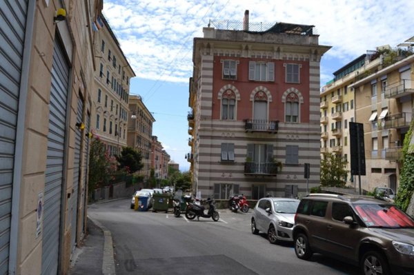 appartamento in vendita a Genova in zona Castelletto