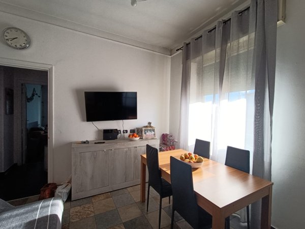 appartamento in vendita a Genova in zona Sestri Ponente
