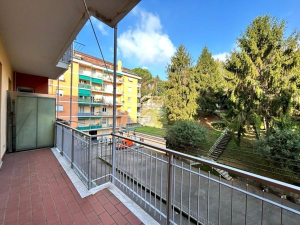 quadrivano in vendita a Genova in zona Pontedecimo