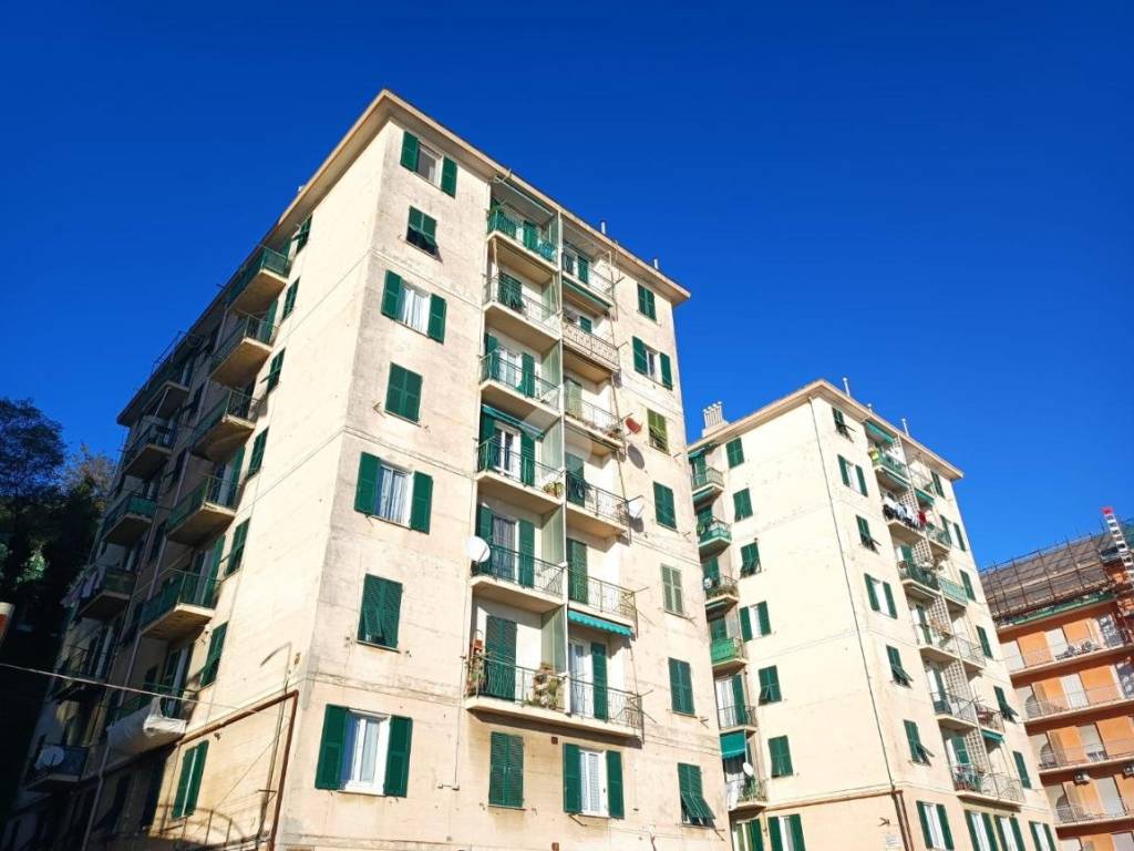 appartamento in vendita a Genova in zona Voltri