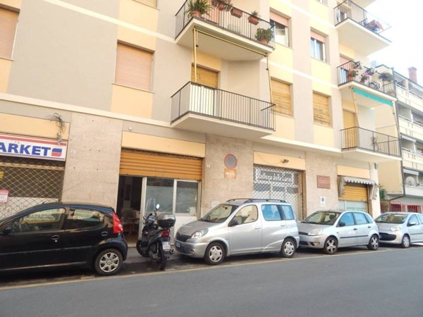 negozio in vendita a Genova in zona San Martino